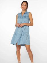 Load image into Gallery viewer, Collette Sleeveless Button Down [Catalina Sky-DDA-50815]
