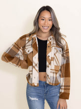 Load image into Gallery viewer, The Women&#39;s Thread &amp; Supply Auria Shirt Jacket is a great layer for cooler fall temperatures. Made from polyester
