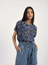 Load image into Gallery viewer, Woven Top [Navy-LAR205ABP]
